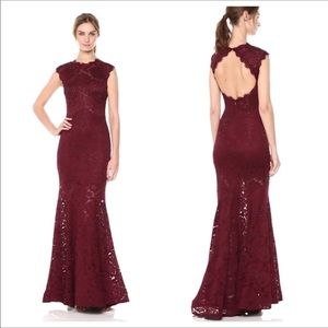 Betsy & Adam Long Open Back Mermaid Lace Dress Size 6